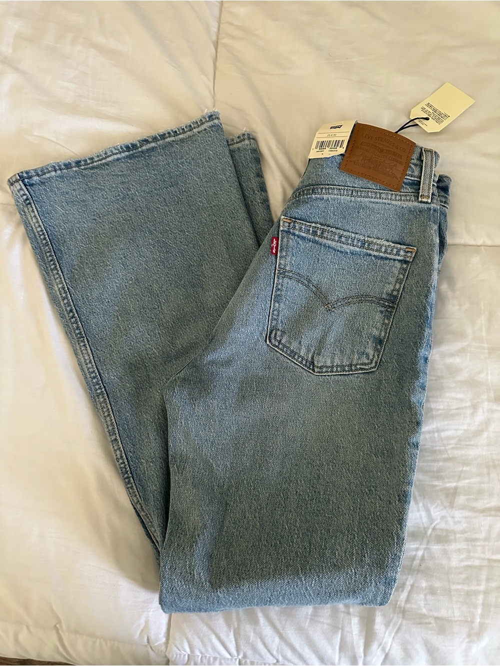 Levi's Light Wash '70s High Flare Jeans